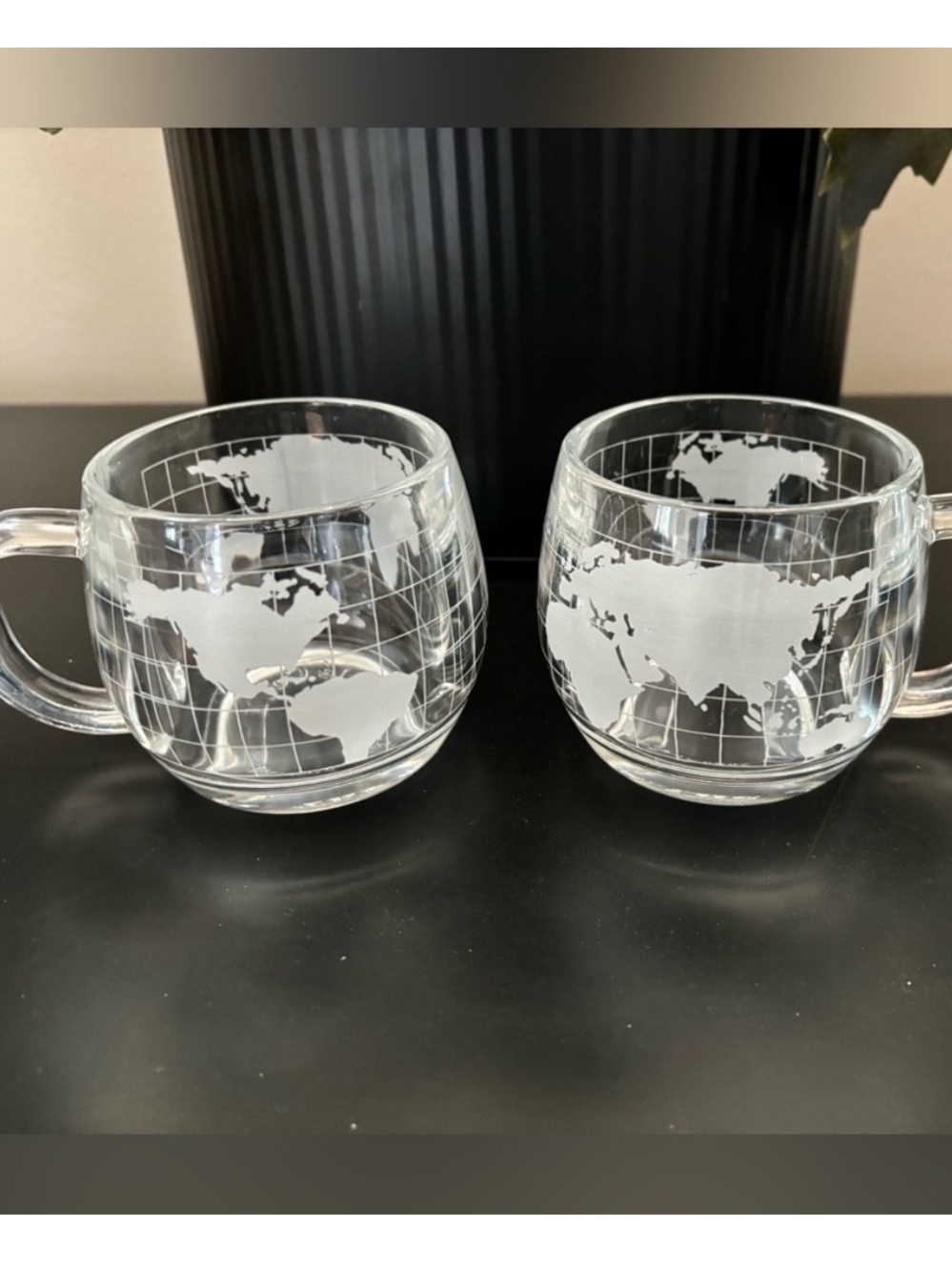 Vintage The Nestle Co. Inc World Map Globe Set of Two Glass Coffee Tea Mug Cup - Picture 2 of 9